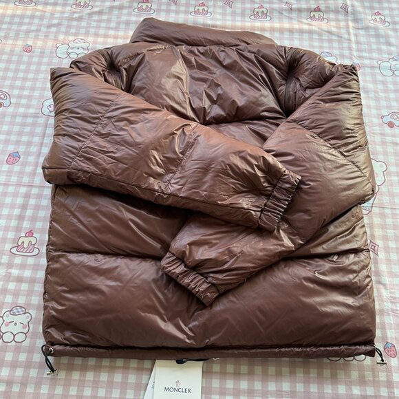 Moncler Verone Men's Reversible Short Down Jacket - Picture 13 of 13